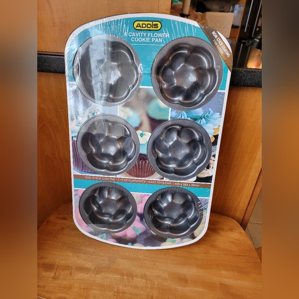 Addis 6 Cavity Glower Cookie Pan